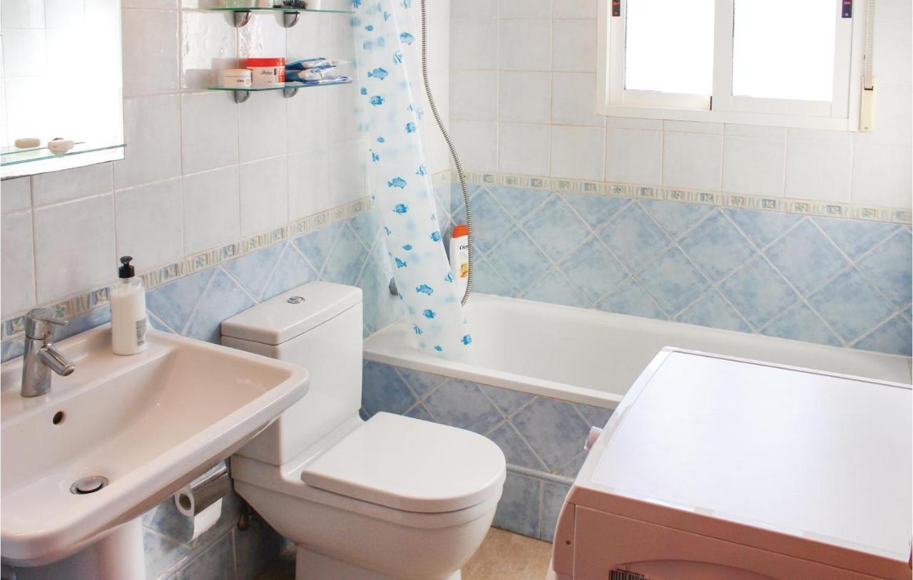 Cozy Apartment In Los Alcazares With Wifi Экстерьер фото