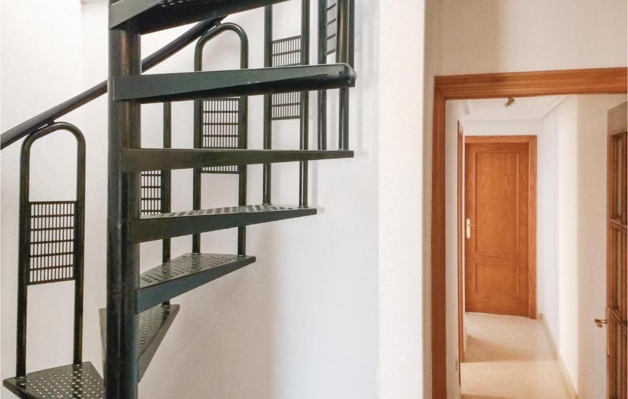Cozy Apartment In Los Alcazares With Wifi Экстерьер фото